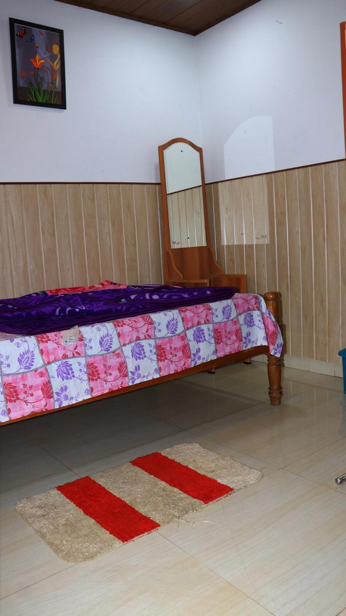 Navaneeth Homestay Devikolam Buitenkant foto