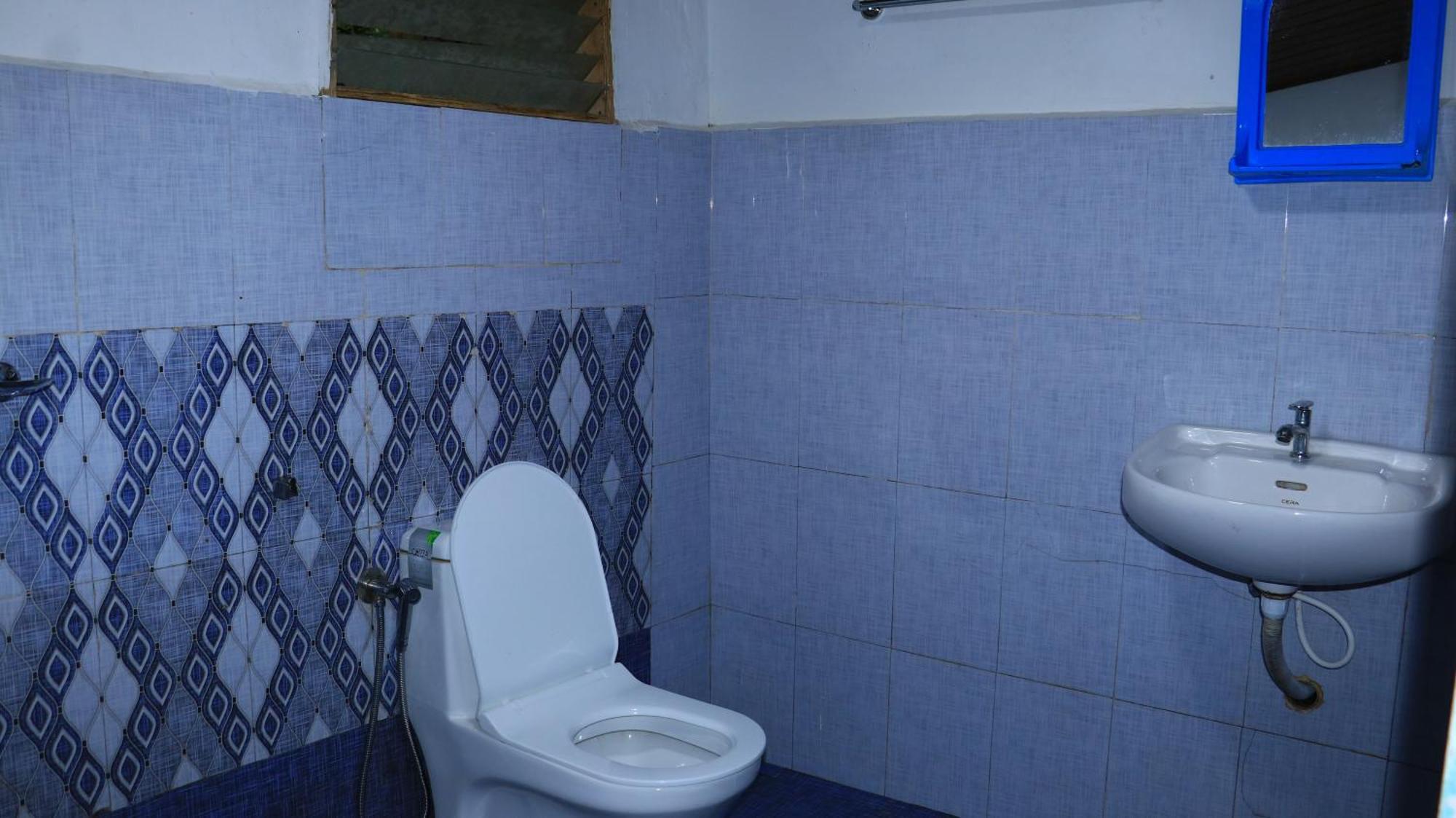 Navaneeth Homestay Devikolam Buitenkant foto