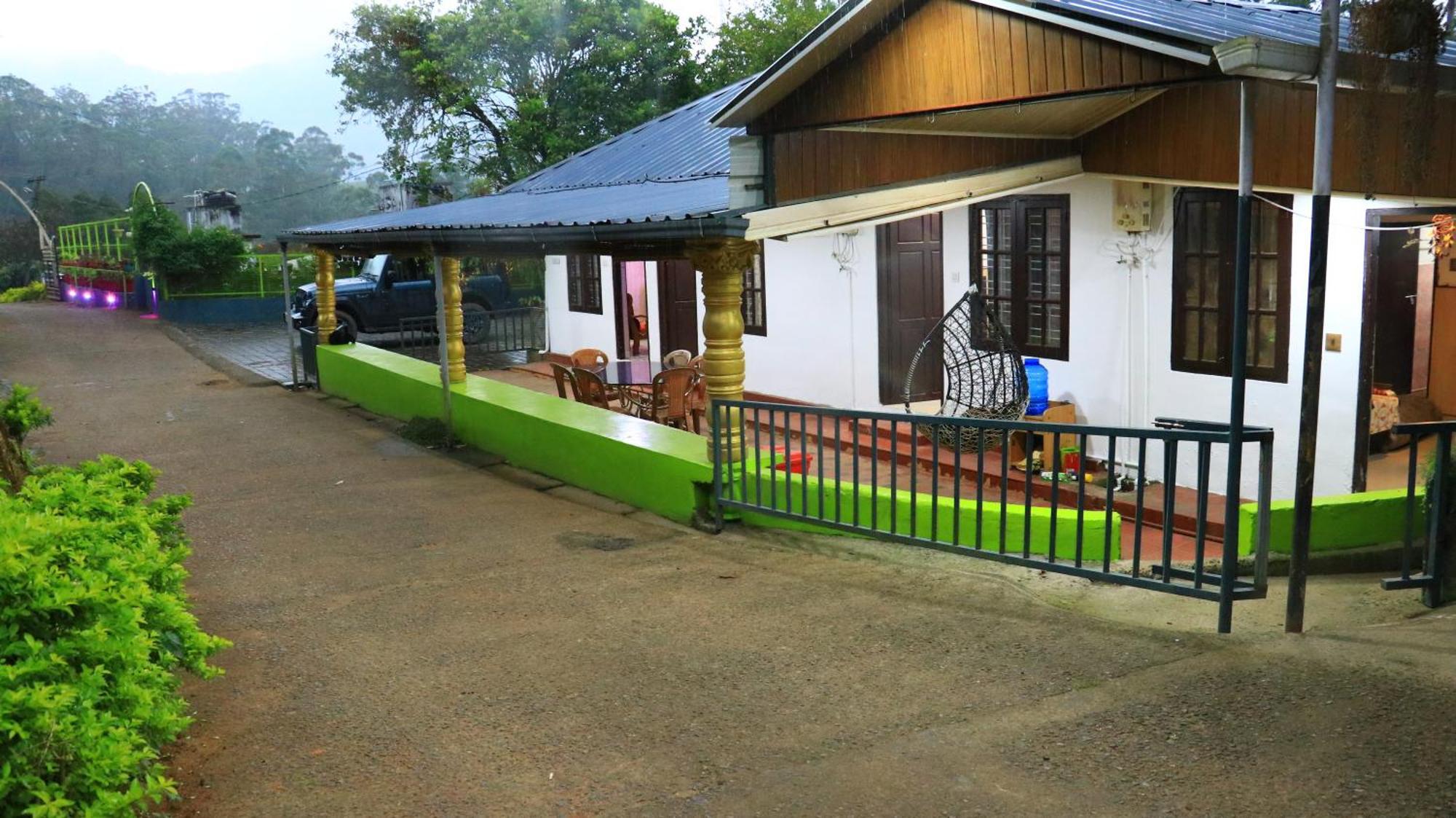 Navaneeth Homestay Devikolam Buitenkant foto