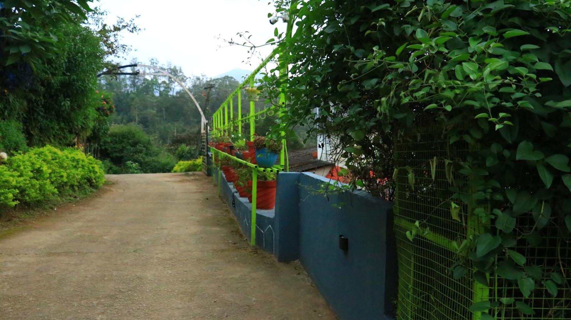 Navaneeth Homestay Devikolam Buitenkant foto